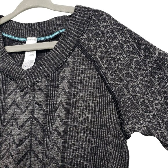 Ivivva Lululemon Girls Glacier Air Gray Textured Long Sleeve Top Thumb Holes 8 - Picture 5 of 10